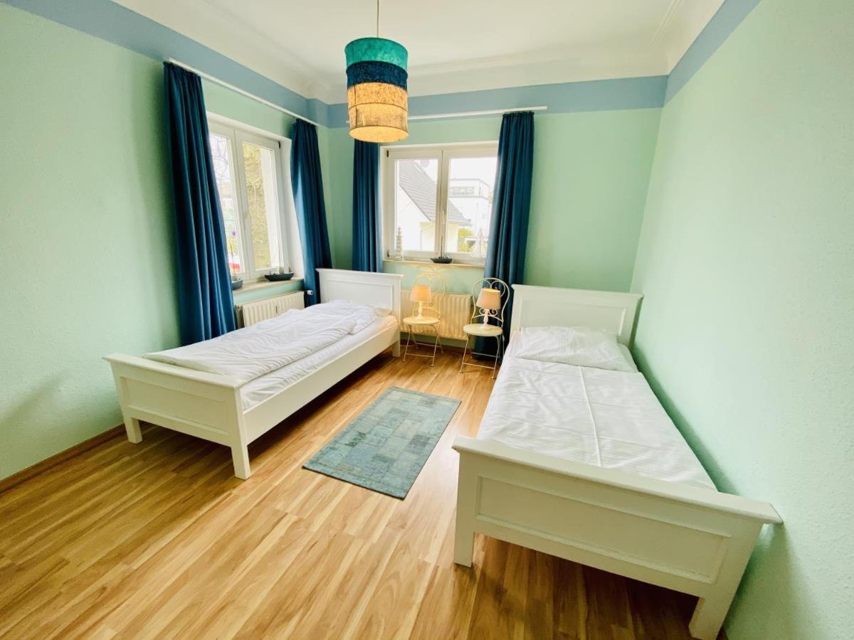 Ferienwohnung Bootshaus/ Holzdeck Rostock Exterior foto